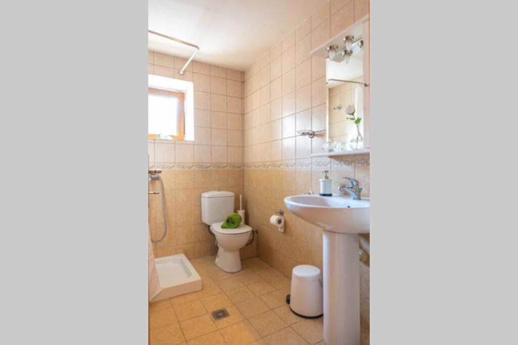 Small House With Garden & View Promirion Esterno foto