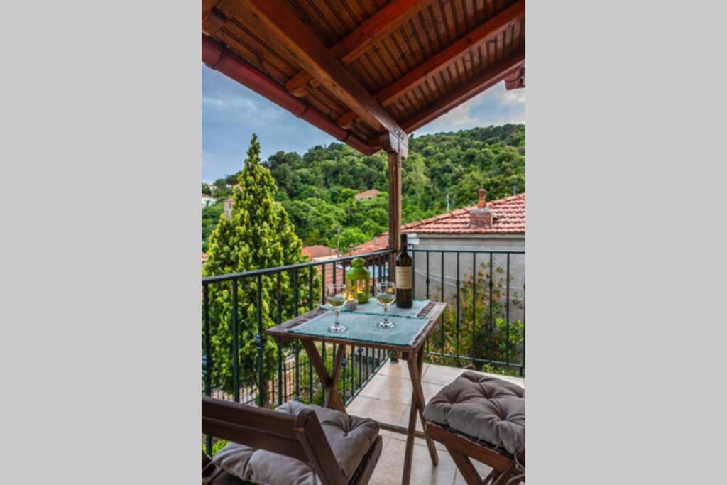 Small House With Garden & View Promirion Esterno foto